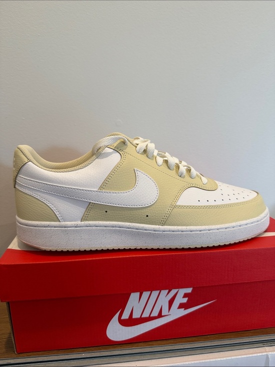 Nike Other - New Nike Men’s Low-Top Sneakers in Cream and White Size 12